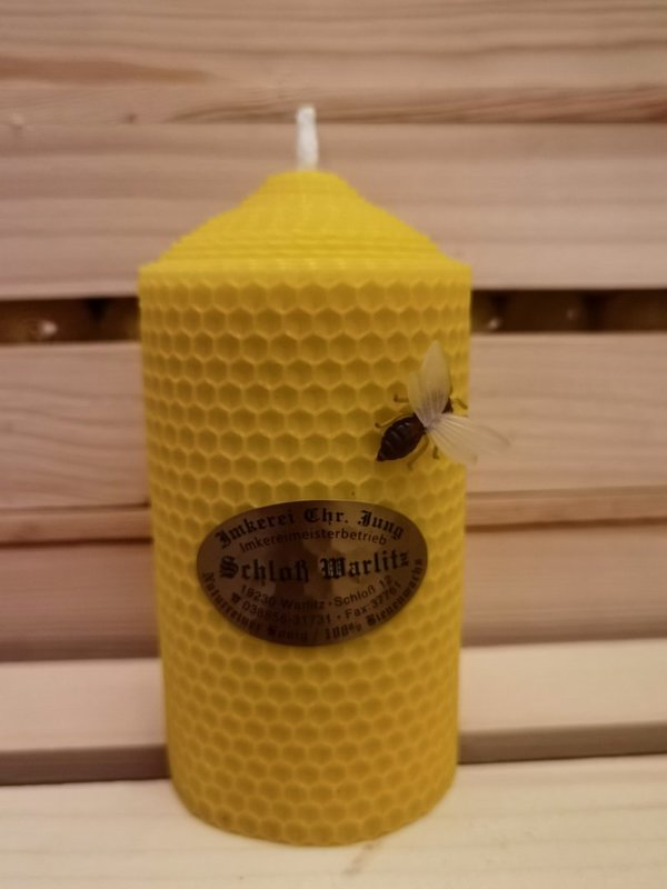 100 %Bienenwabenkerze Höhe 14 cm Breite 7 cm